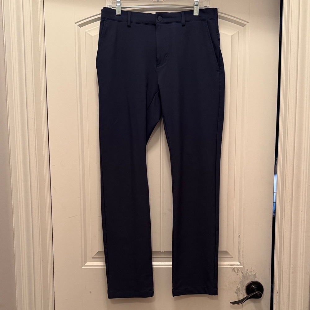 Greg Norman Collection Men's Navy Chinos